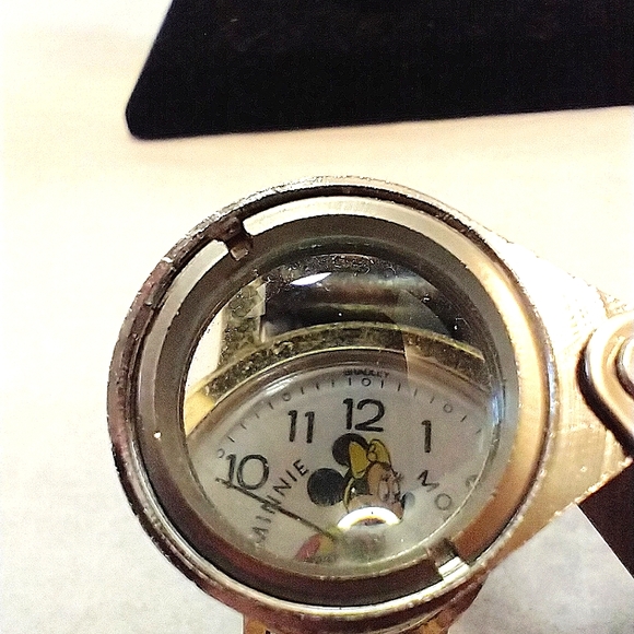 Minnie Mouse vintage Bradley Walt Disney watch works wind up - Picture 4 of 9